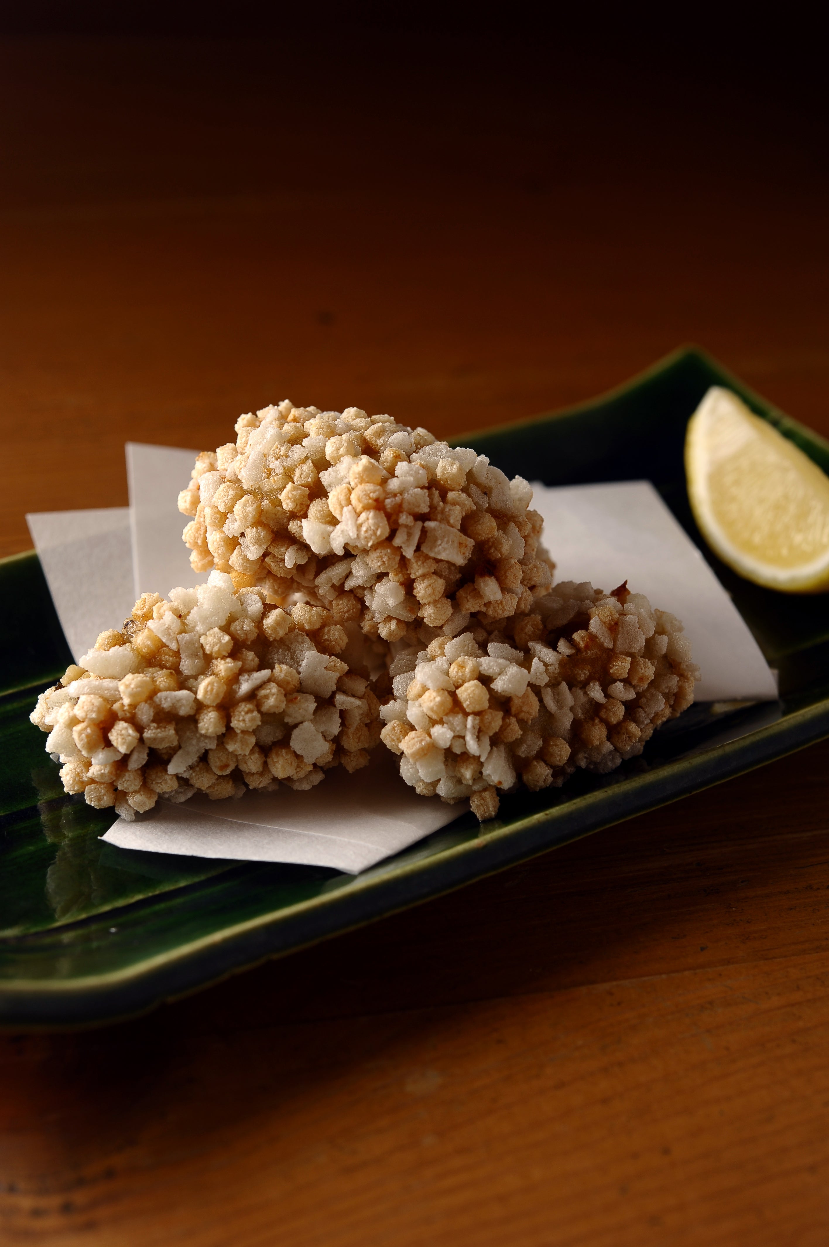 海老芋のあられ揚げ