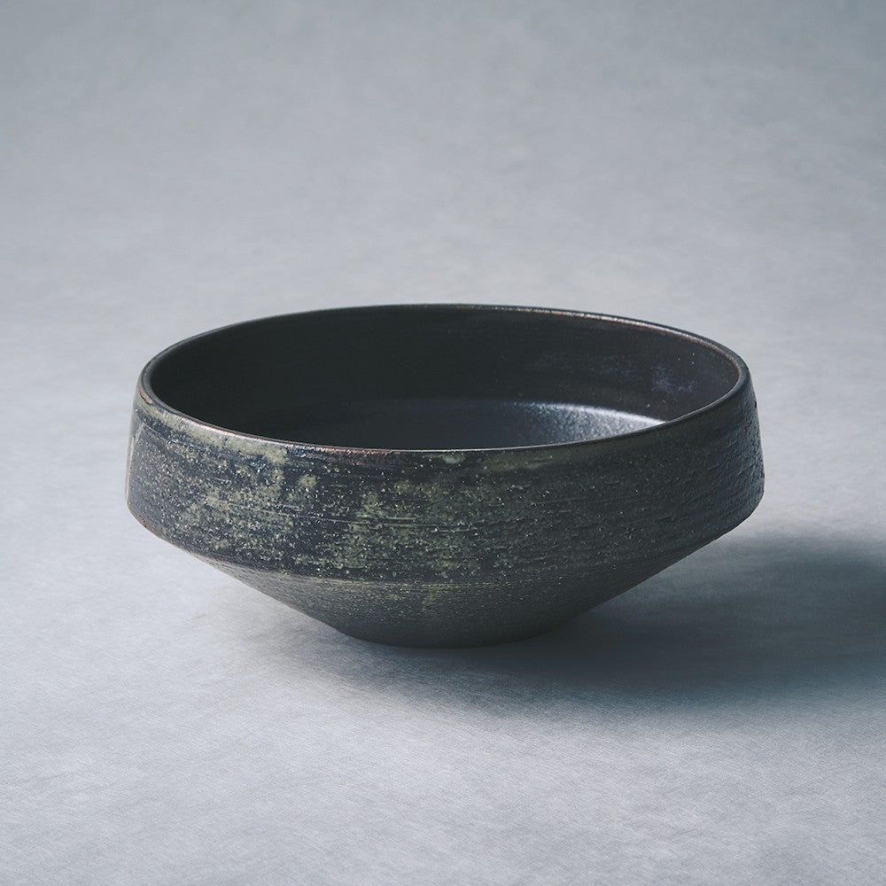 黒灰 どら鉢 – TOU